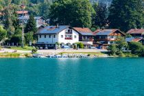 Einkehrmöglichkeiten gibt es einige am Walchensee. • © alpintreff.de - Christian Schön